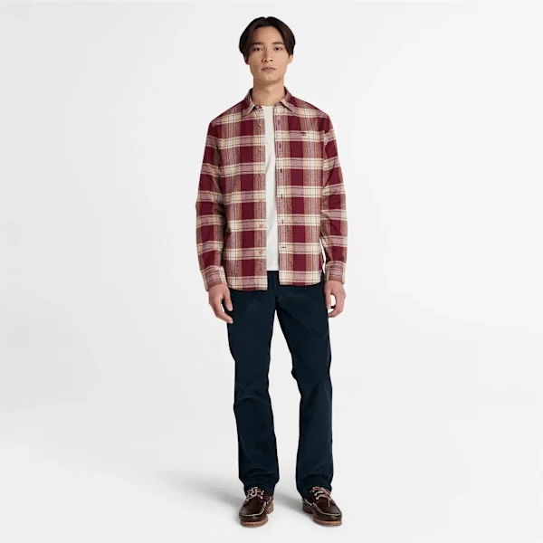 Herren-Flanell-Hemd mit Fischgrätenmuster Herren-Flanell-Hemd mit Fischgrätenmuster