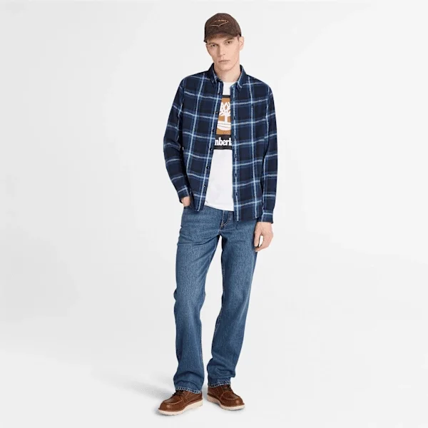 Herren-Flanell-Hemd mit Karomuster, mittelschwer Herren-Flanell-Hemd mit Karomuster, mittelschwer