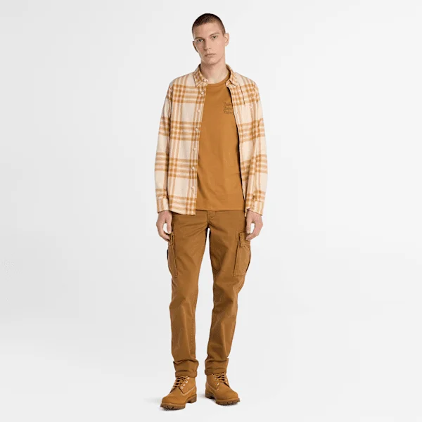 Herren-Flanell-Hemd mit Karomuster, mittelschwer Herren-Flanell-Hemd mit Karomuster, mittelschwer