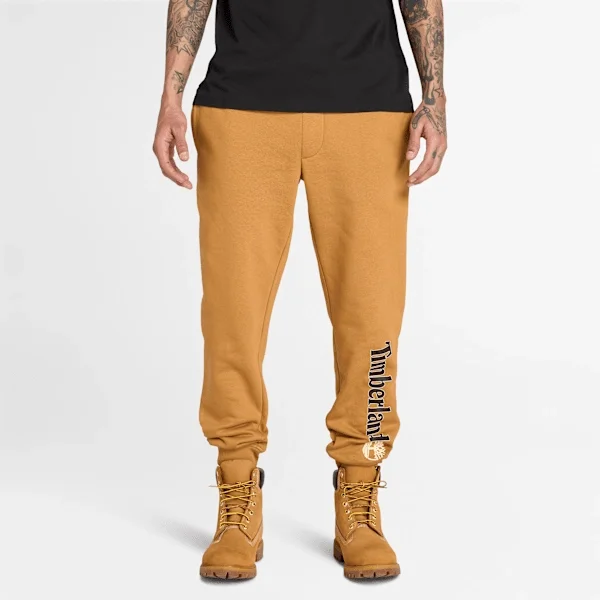 Herren-Jogginghose mit linearem Logo – Weizen-Stiefel Herren-Jogginghose mit linearem Logo – Weizen-Stiefel