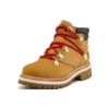 Holiday Luxe Wasserdichter Stiefel „Weizen Nubuck“