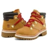 Holiday Luxe Wasserdichter Stiefel „Weizen Nubuck“